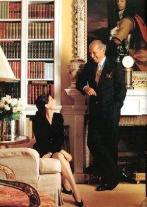 Annette and Oscar at home in their new york city apartment.jpg